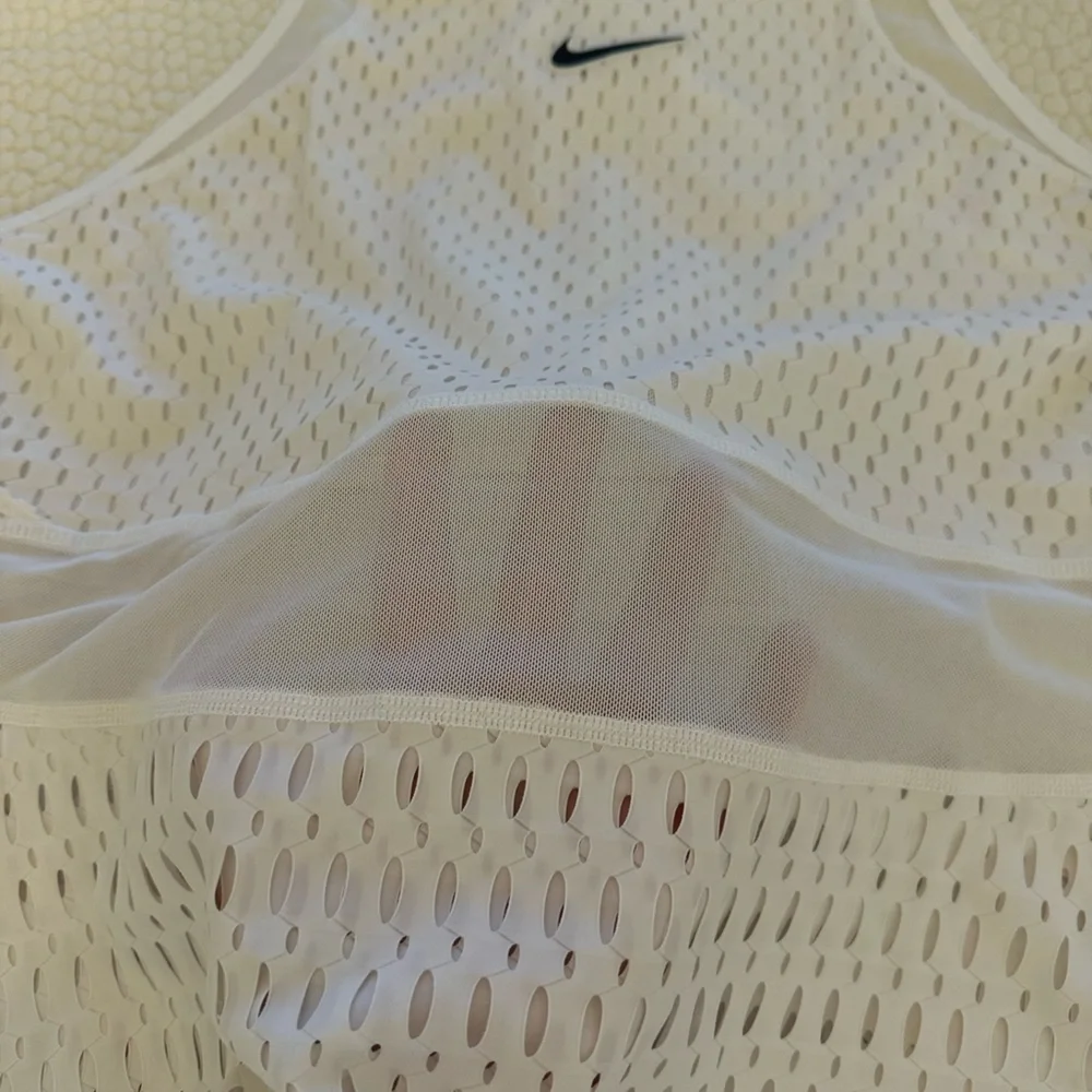 White Eyelet Sleeveless Dress - Picture 4 of 9